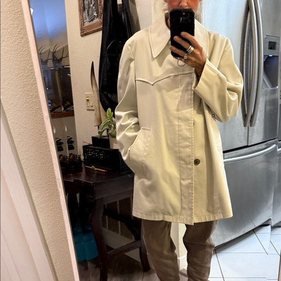 Vintage London Fog  Cream Trench Coat western style - Picture 1 of 8